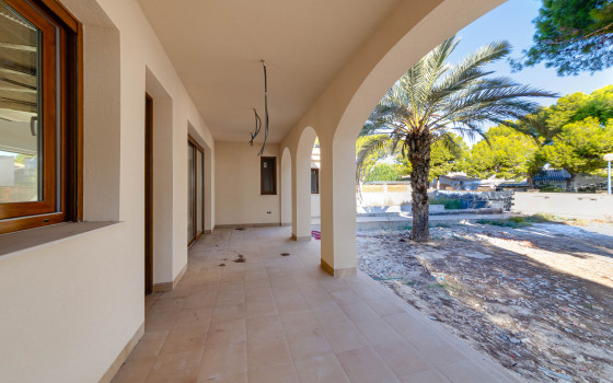 5 bedroom Villa in Punta Prima - CBC59709 - 38