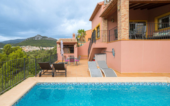 https://wtgspain.com/small/5-loznice-villa-v-orba-id-oh42567-1397409.jpg