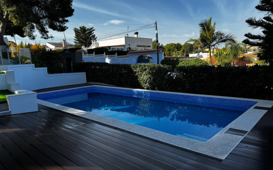 6 bedroom Villa in Los Balcones - LR61679 - 3