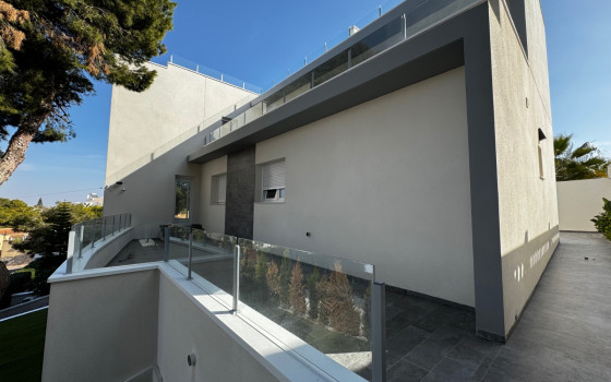 6 bedroom Villa in Los Balcones - LR61679 - 15