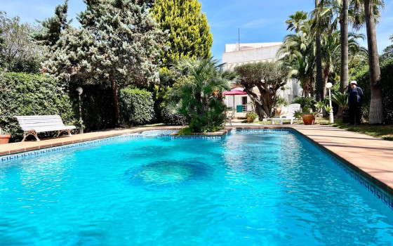 https://wtgspain.com/small/6-loznice-villa-v-javea-id-bes51704-1530313.jpg