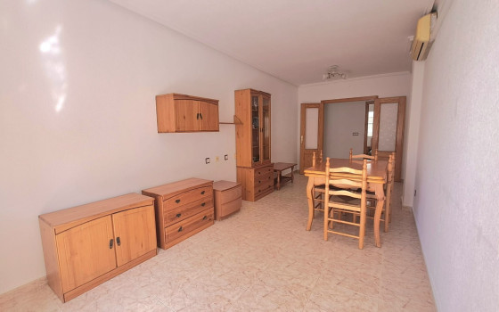 Apartamento de 3 habitaciones en Torrevieja - JLM61282 - 1