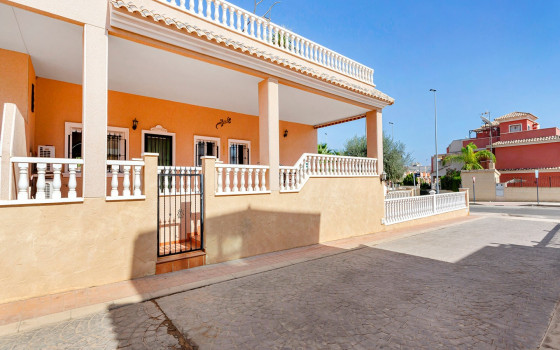 Apartamento de 4 habitaciones en Villamartin - GRT50323 - 28