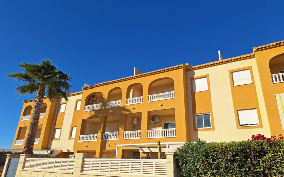 https://wtgspain.com/small/apartamenty-v-villamartin-3-spalni-id-cbw49683-1494125.jpg