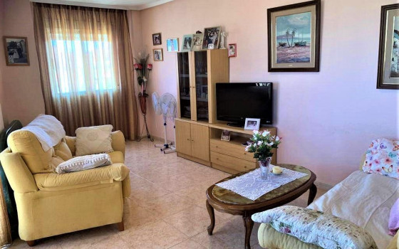 https://wtgspain.com/small/appartement-de-3-chambres-a-torrevieja-id-shl41481-1385179.jpg