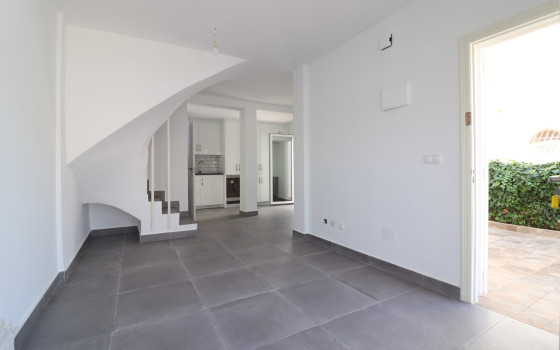 Casă Duplex cu 3 dormitoare în Torrevieja - VRE61480 - 3