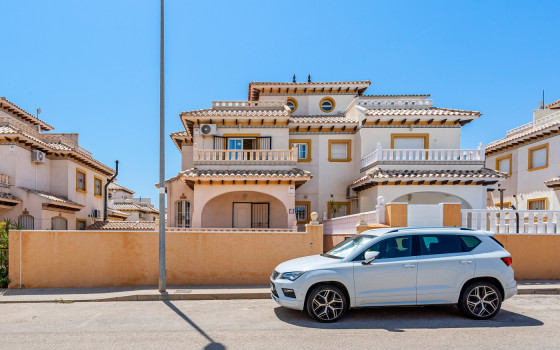 https://wtgspain.com/small/duplex-w-lomas-de-cabo-roig-3-sypialnie-id-cbb60999-1657292.jpg