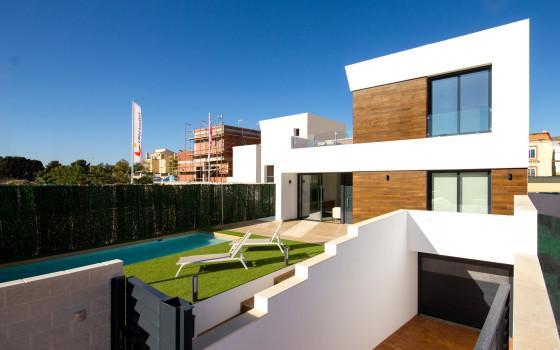 3 bedroom Villa in El Campello  - M1116580