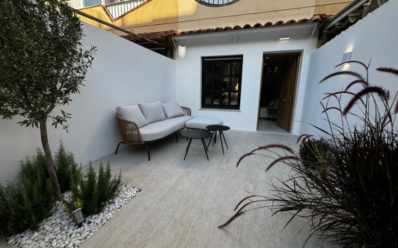 Townhouse cu 2 dormitoare în Torrevieja - LR61739 - 23