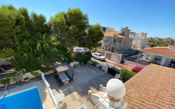 Townhouse w Punta Prima, 12 sypialnie - LR61715 - 25