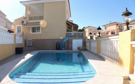 https://wtgspain.com/small/vila-cu-4-dormitoare-in-la-nucia-id-cpp59872-1640961.jpg