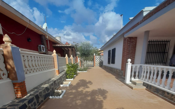 Vilă cu 4 dormitoare în Torrevieja - TT63257 - 2