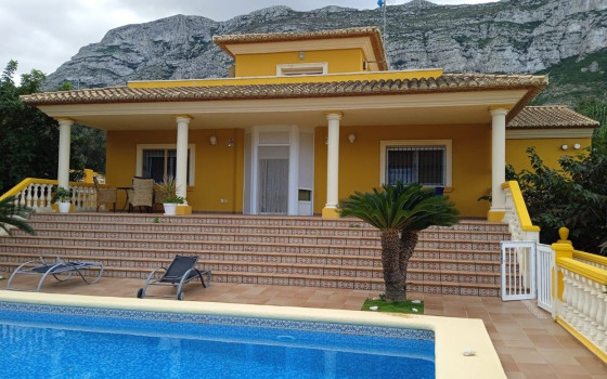 https://wtgspain.com/small/vila-cu-6-dormitoare-in-denia-id-egh56458-1588598.jpg