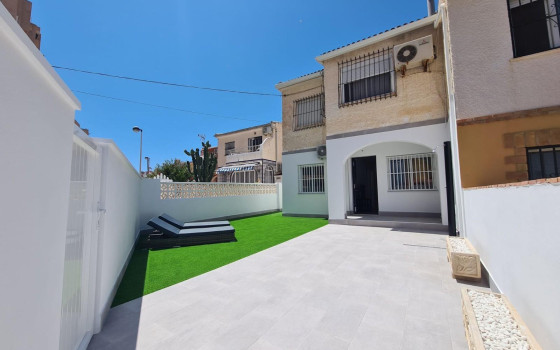 Villa de 2 chambres à Torrevieja - HRE58357 - 2