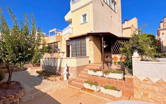 Villa de 3 chambres à Villamartin - MVR60509 - 1