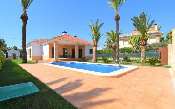 Villa de 4 chambres à Cabo Roig - LR61729 - 1