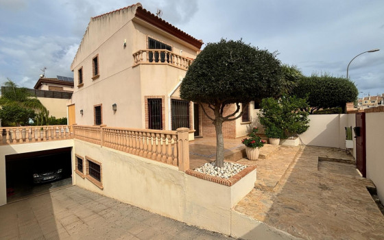 Villa de 4 chambres à Torrevieja - PRS63331 - 2