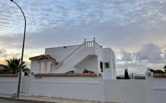 Villa de 4 habitaciones en San Miguel de Salinas - PLM60621 - 1