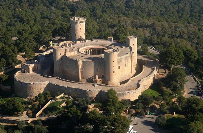 Купить замок в Испании: реальность или миф?