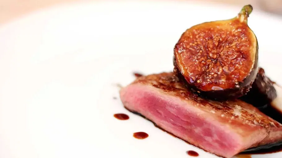 Plat « Secreto Ibérico » dans un restaurant d’Alicante, Espagne