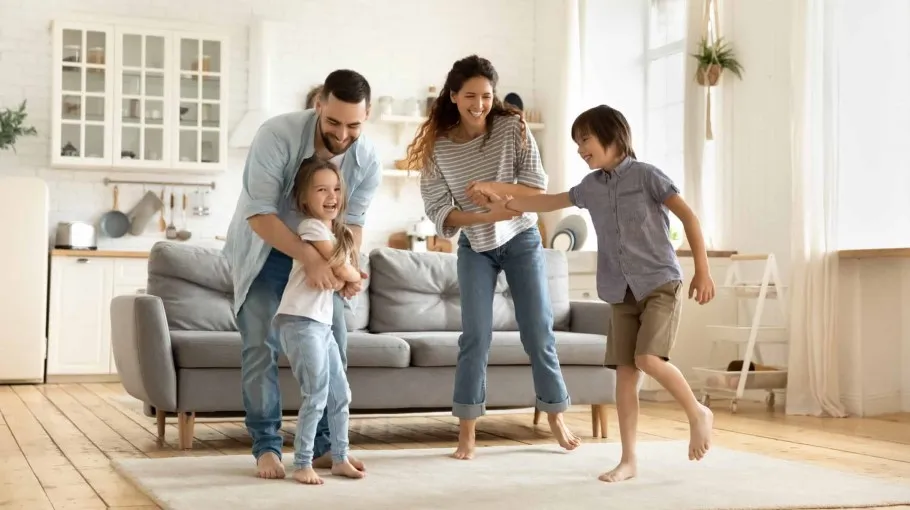 Family moments in a cozy and comfortable home in Spain. (Photo used from free access)