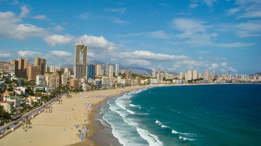 Playa de Levante, Бенідорм