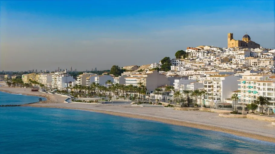 Vue sur la ville d’Altea, Espagne